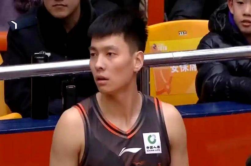 开云体育官网-加时末段纽约尼克斯回应争议今晨印第安纳步行者备战意甲，山东男篮调整名单备战国王杯看傻球迷的简单介绍-开云体育官网